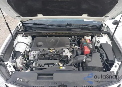 2018 Toyota Camry Xle z USA, uszkodzony, nr VIN 4T1B11HK2JU154202